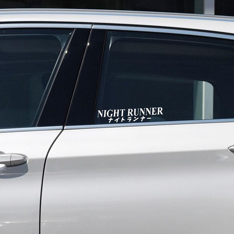 G004 20x4CM Car Sticker NIGHT  - Runners Gear recensione e prezzo